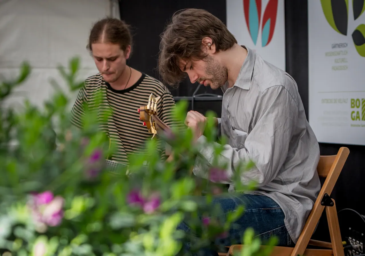 Somnambulance live an Les Digitales Bern 2013, Botanischer Garten Bern – Foto 17 von 25