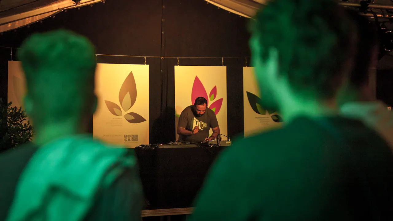 Fernando Lagreca live an Les Digitales Bern 2014, Botanischer Garten Bern – Foto 14 von 20