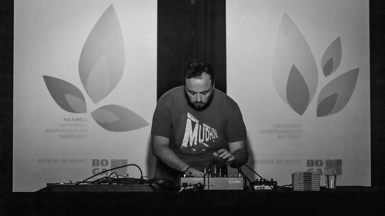 Fernando Lagreca live an Les Digitales Bern 2014, Botanischer Garten Bern – Foto 15 von 20