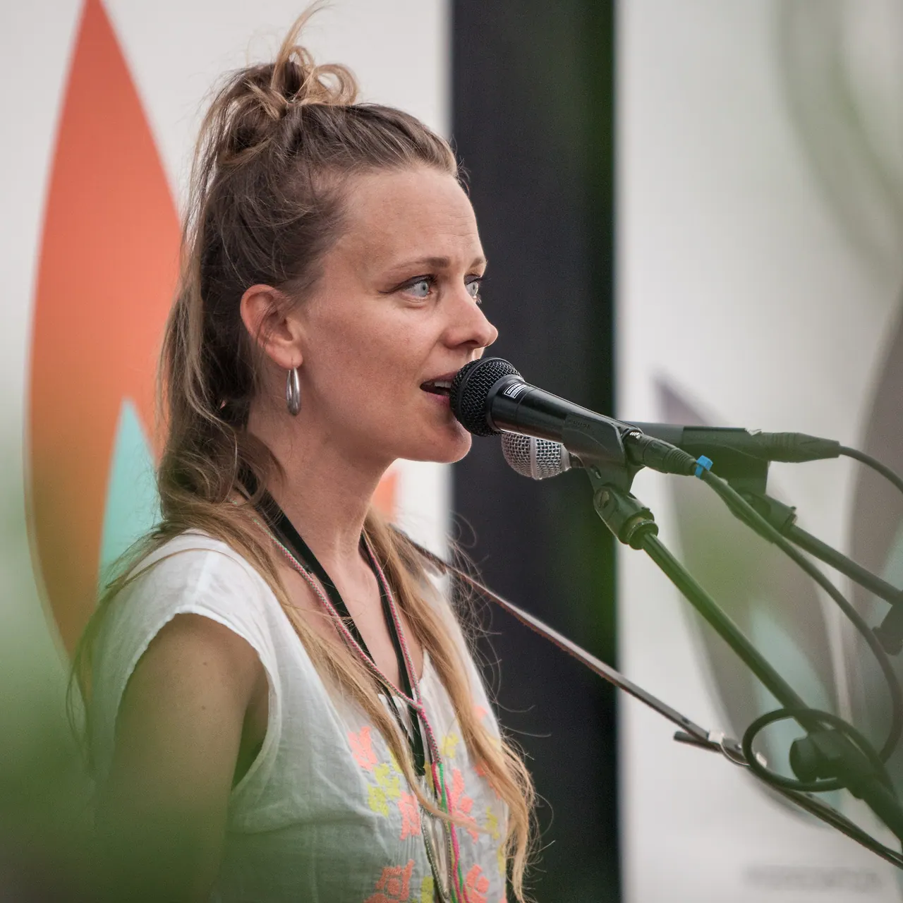 Nadja Stoller live an Les Digitales Bern 2014, Botanischer Garten Bern – Foto 7 von 20