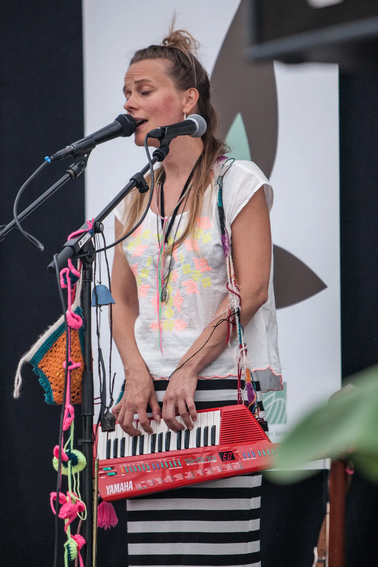Nadja Stoller live an Les Digitales Bern 2014, Botanischer Garten Bern – Foto 10 von 20