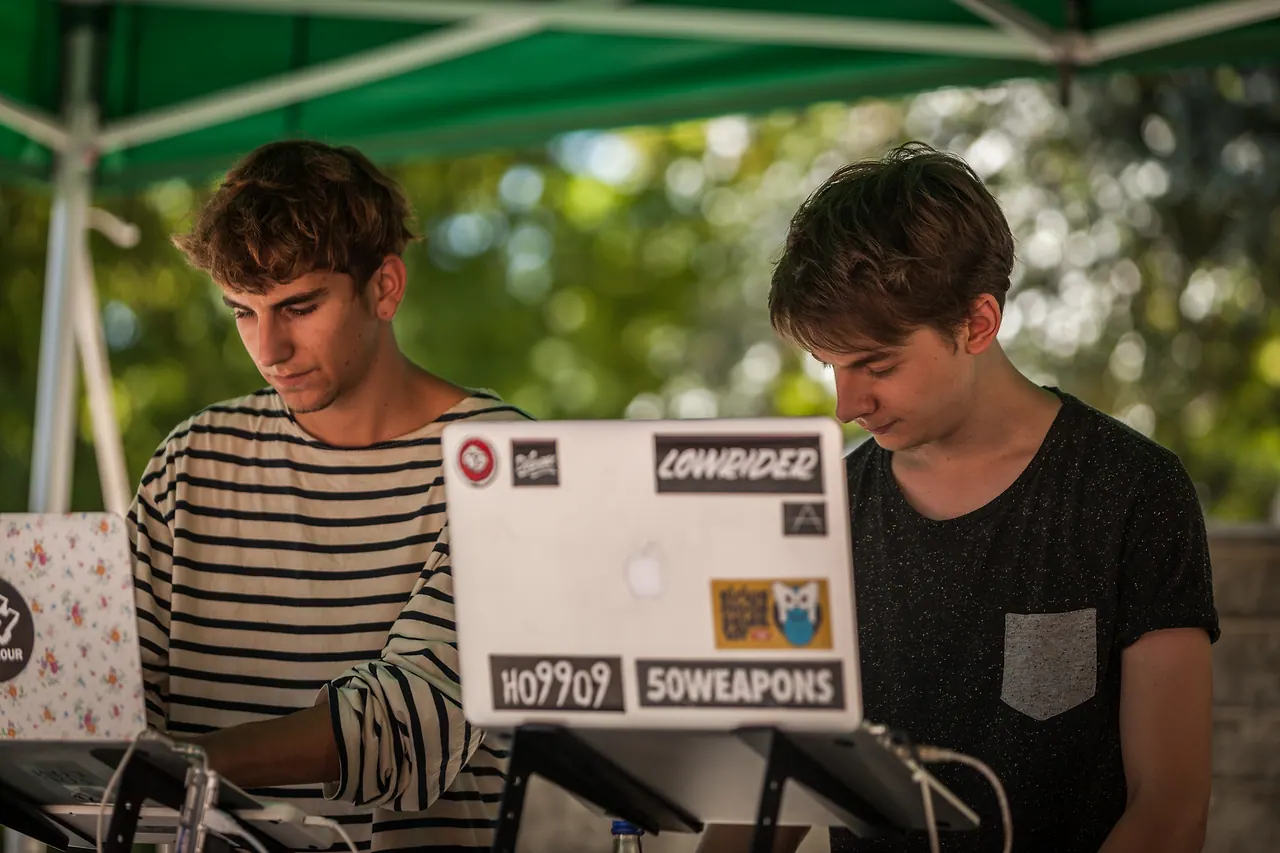 Ariane Effect live an Les Digitales Bern 2015, Botanischer Garten Bern – Foto 9 von 12