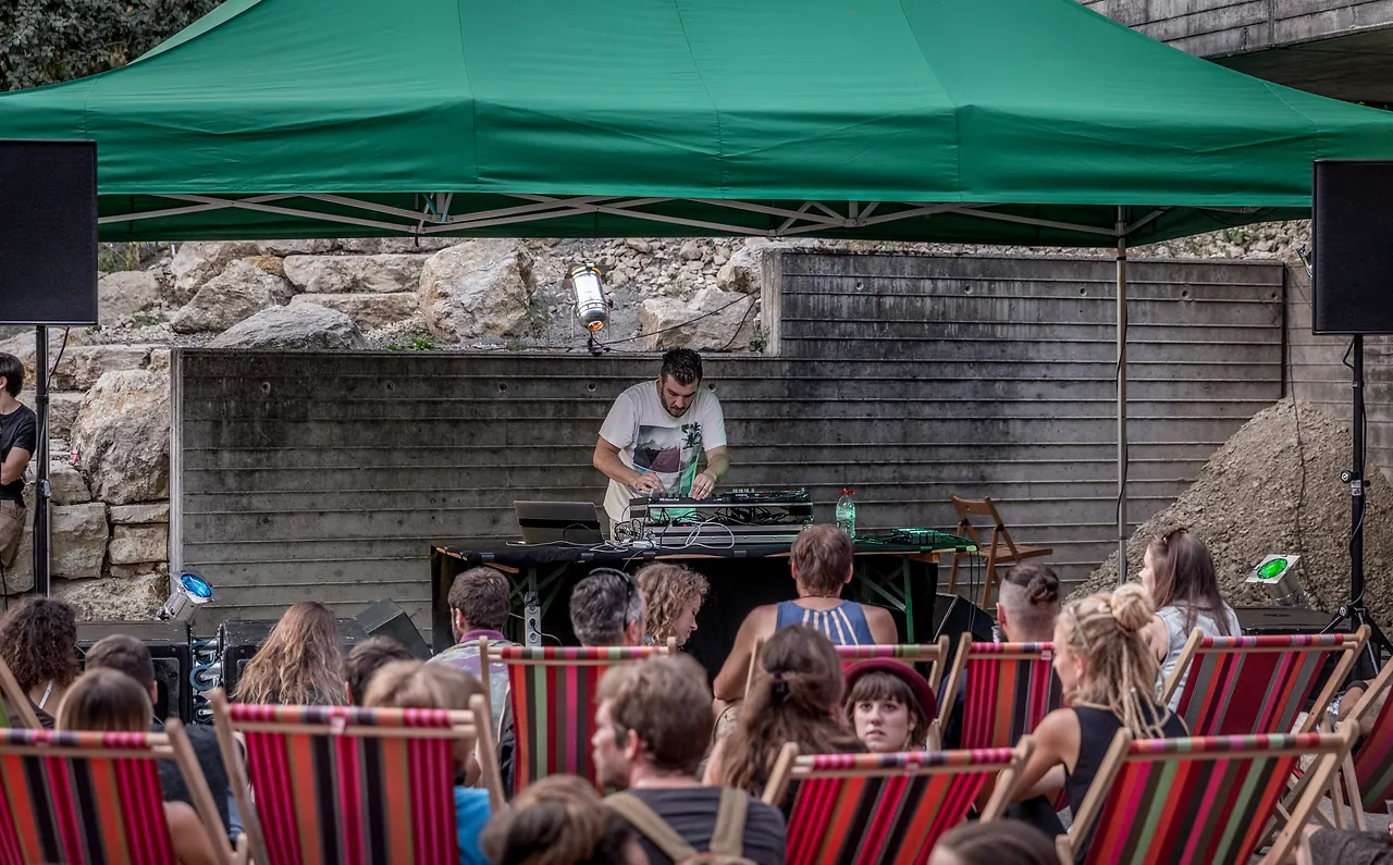 Franco Mento live an Les Digitales Bern 2015, Botanischer Garten Bern – Foto 5 von 12