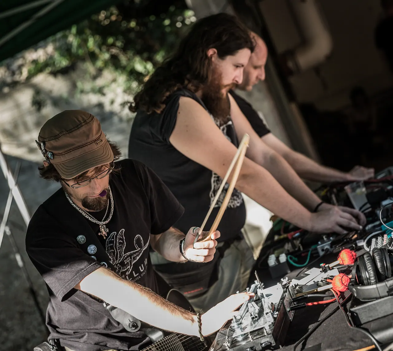 Mulo Muto meets Nagel live at Les Digitales Bern 2015, Botanischer Garten Bern – photo 6 of 29