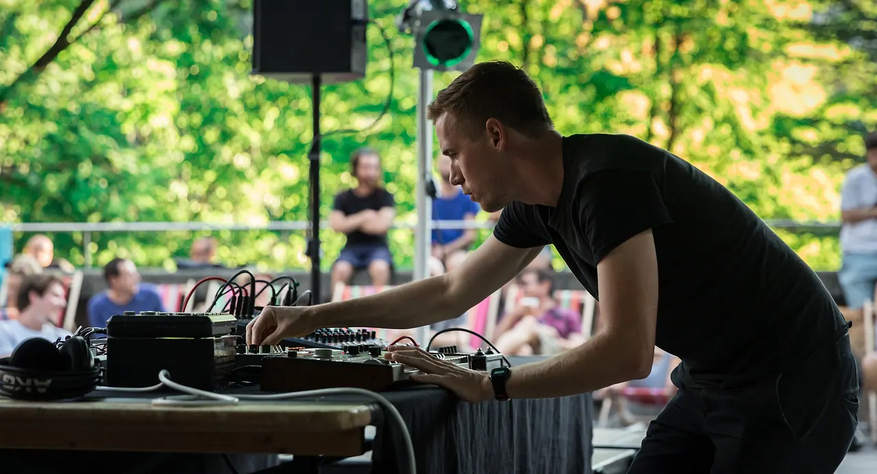 Steiner live an Les Digitales Bern 2015, Botanischer Garten Bern – Foto 3 von 17