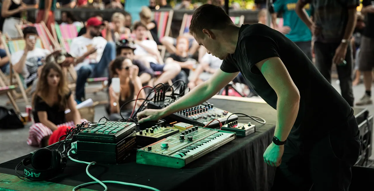 Steiner live an Les Digitales Bern 2015, Botanischer Garten Bern – Foto 12 von 17