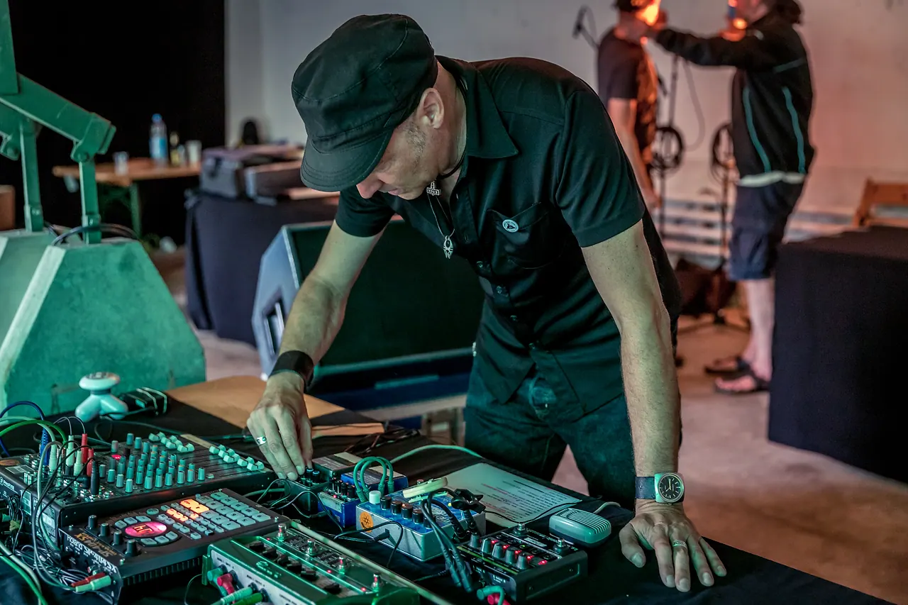 B°TONG live an Les Digitales Bern 2016, Botanischer Garten Bern – Foto 6 von 12