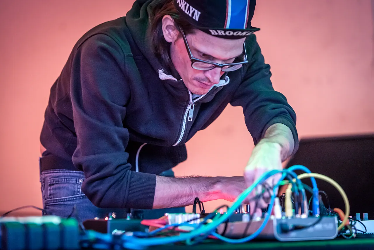 Kid Schurke live an Les Digitales Bern 2016, Botanischer Garten Bern – Foto 8 von 14