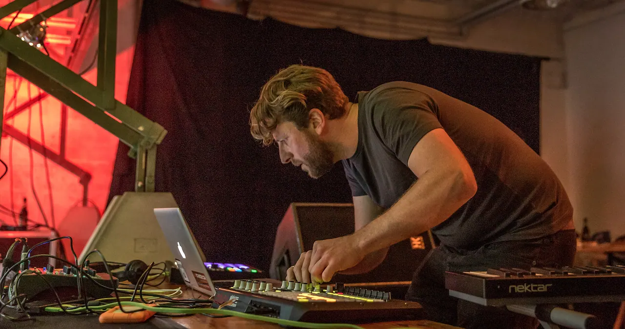 Simon S live an Les Digitales Bern 2016, Botanischer Garten Bern – Foto 5 von 12