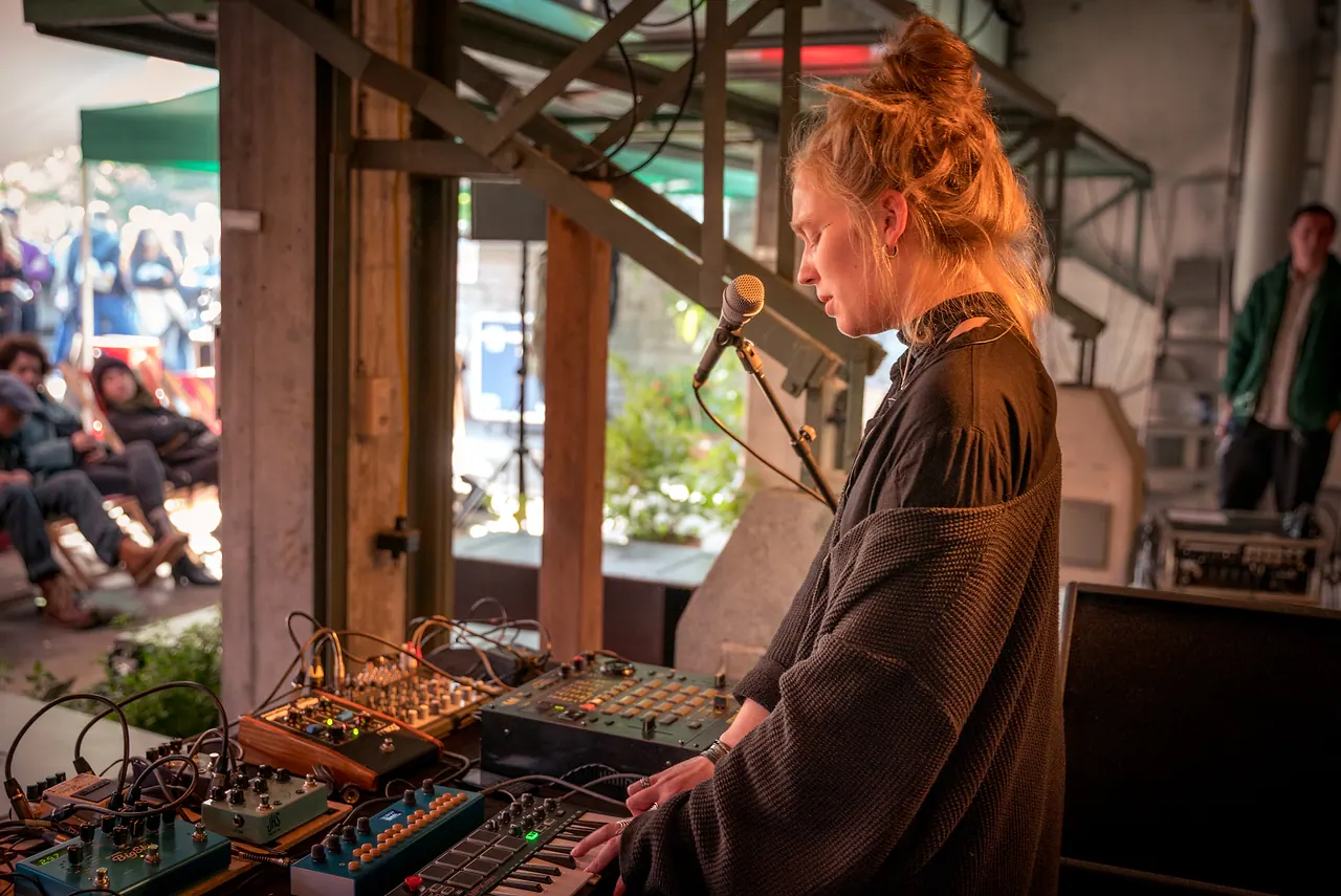 Das Reum live an Les Digitales Bern 2017, Botanischer Garten Bern – Foto 4 von 16