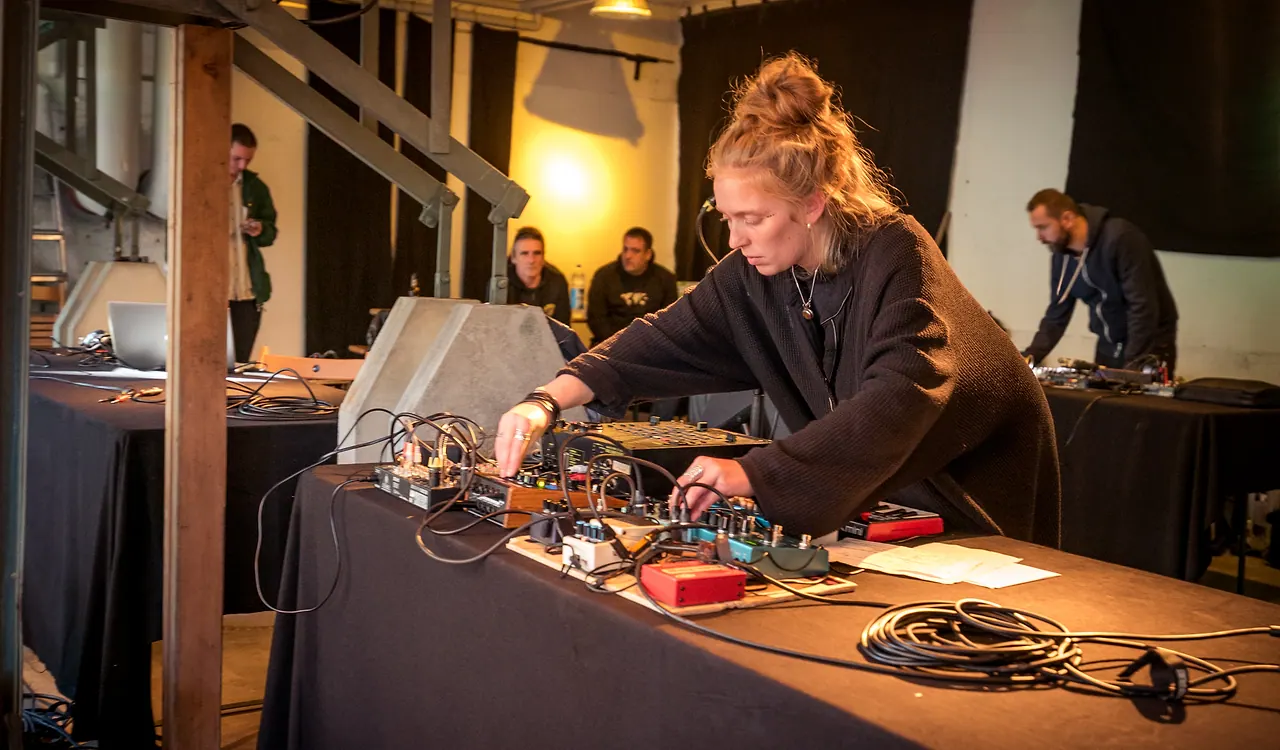 Das Reum live an Les Digitales Bern 2017, Botanischer Garten Bern – Foto 14 von 16