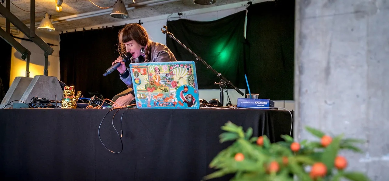 Jessiquoi live an Les Digitales Bern 2017, Botanischer Garten Bern – Foto 4 von 21