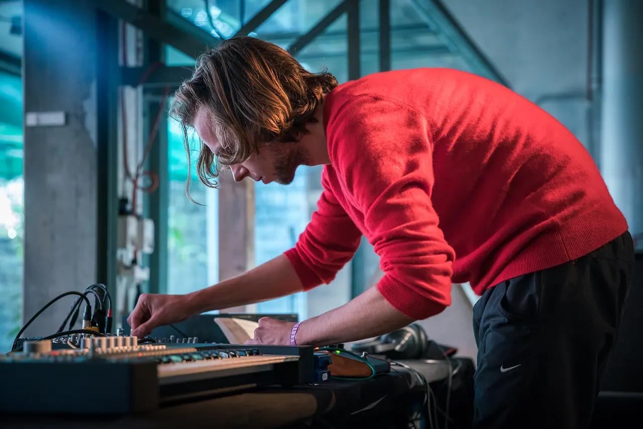 Layer V live an Les Digitales Bern 2017, Botanischer Garten Bern – Foto 14 von 18