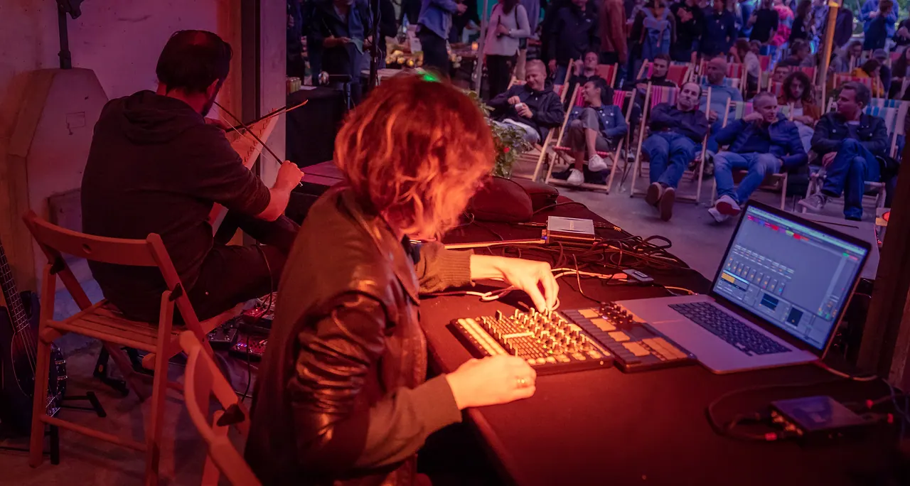 Atmo live an Les Digitales Bern 2018, Botanischer Garten Bern – Foto 6 von 24