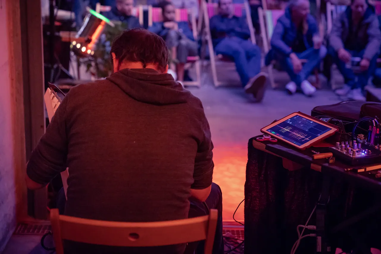 Atmo live an Les Digitales Bern 2018, Botanischer Garten Bern – Foto 17 von 24