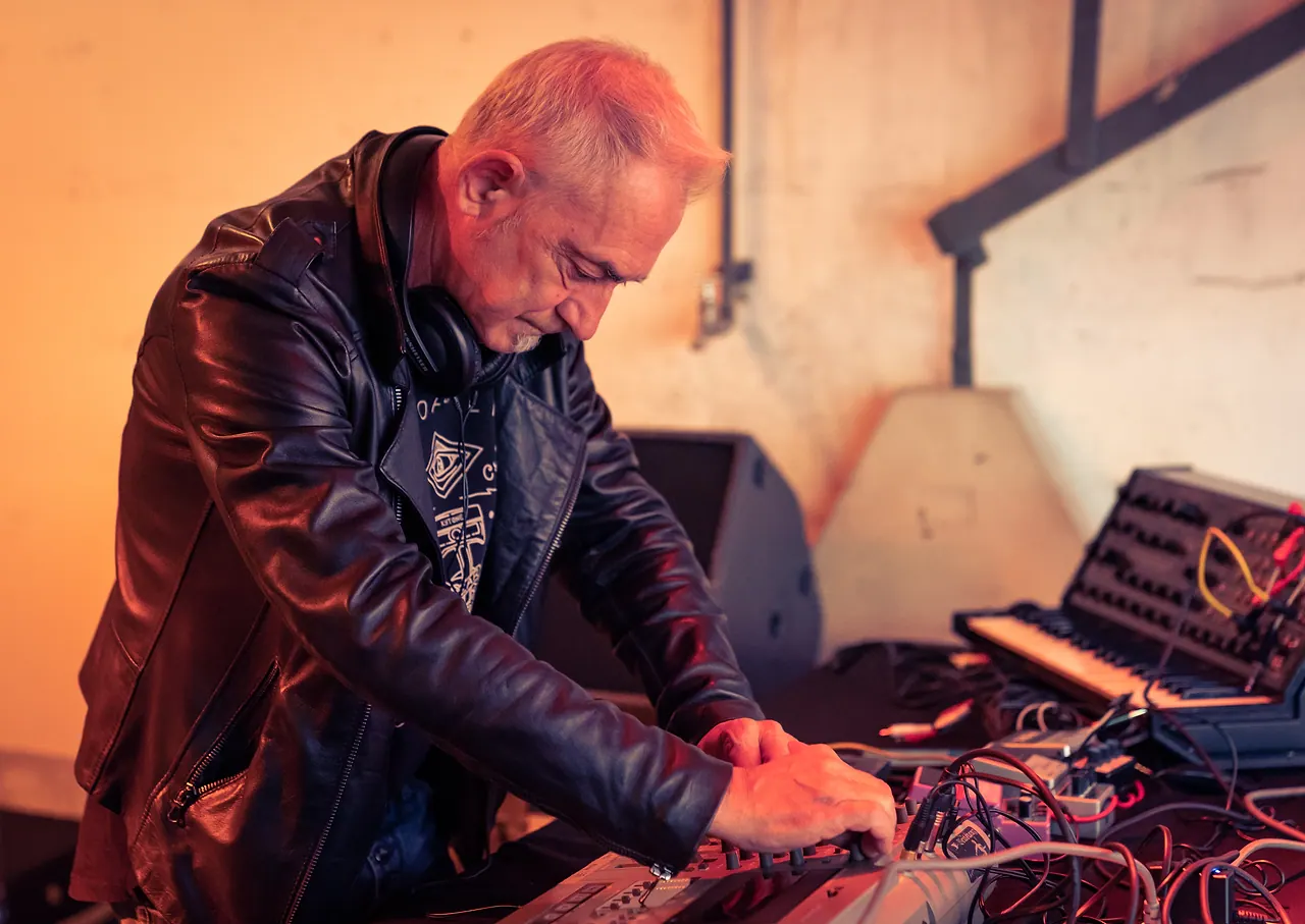 Dynamic Noise Unlimited d.n.u.l. live an Les Digitales Bern 2018, Botanischer Garten Bern – Foto 3 von 21