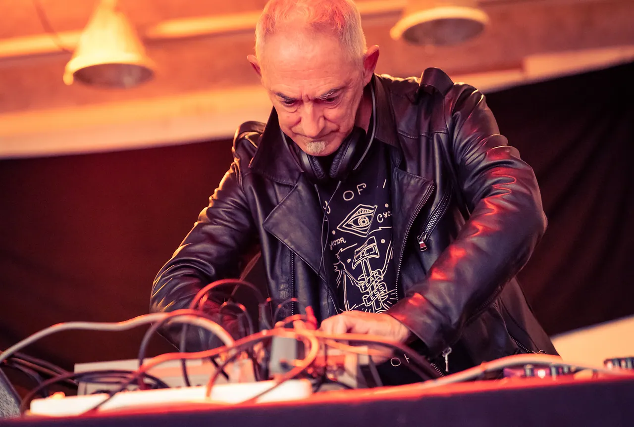 Dynamic Noise Unlimited d.n.u.l. live an Les Digitales Bern 2018, Botanischer Garten Bern – Foto 4 von 21