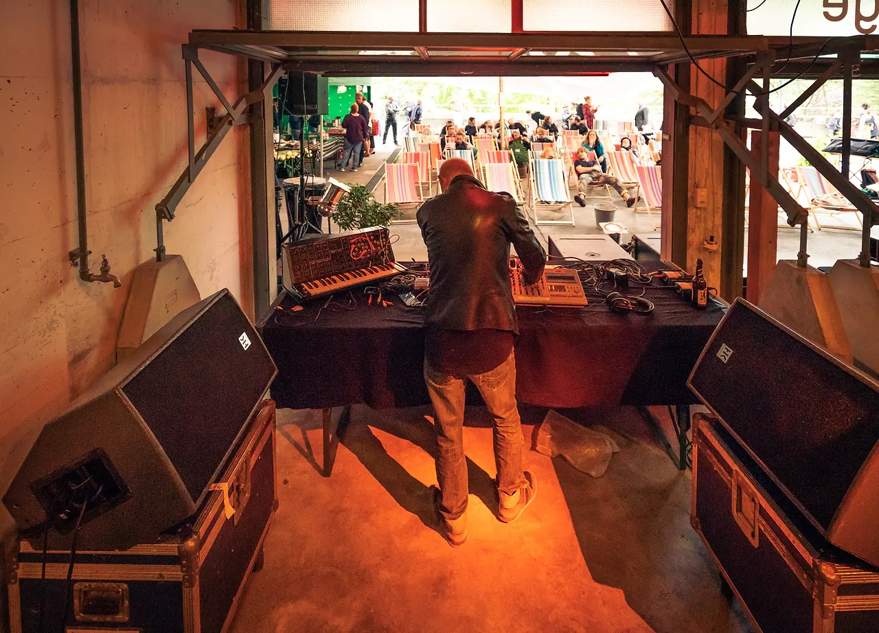 Dynamic Noise Unlimited d.n.u.l. live an Les Digitales Bern 2018, Botanischer Garten Bern – Foto 10 von 21
