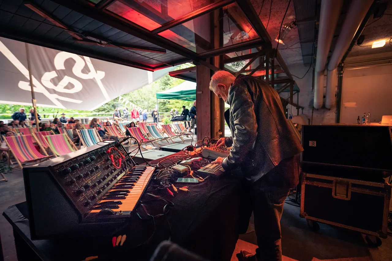 Dynamic Noise Unlimited d.n.u.l. live an Les Digitales Bern 2018, Botanischer Garten Bern – Foto 15 von 21