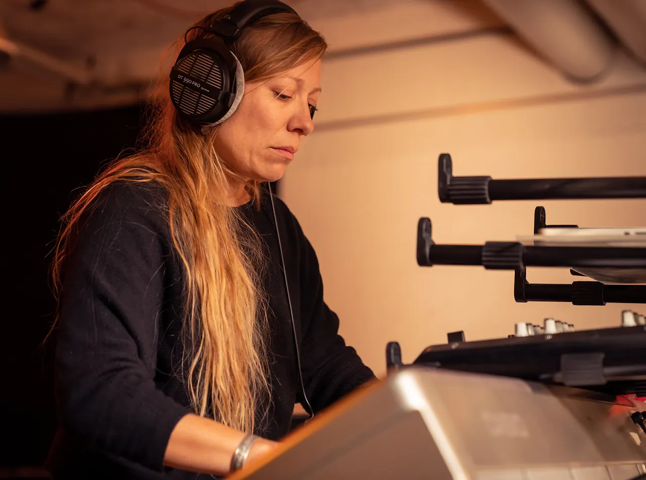 Maria Capelli live an Les Digitales Bern 2018, Botanischer Garten Bern – Foto 13 von 13