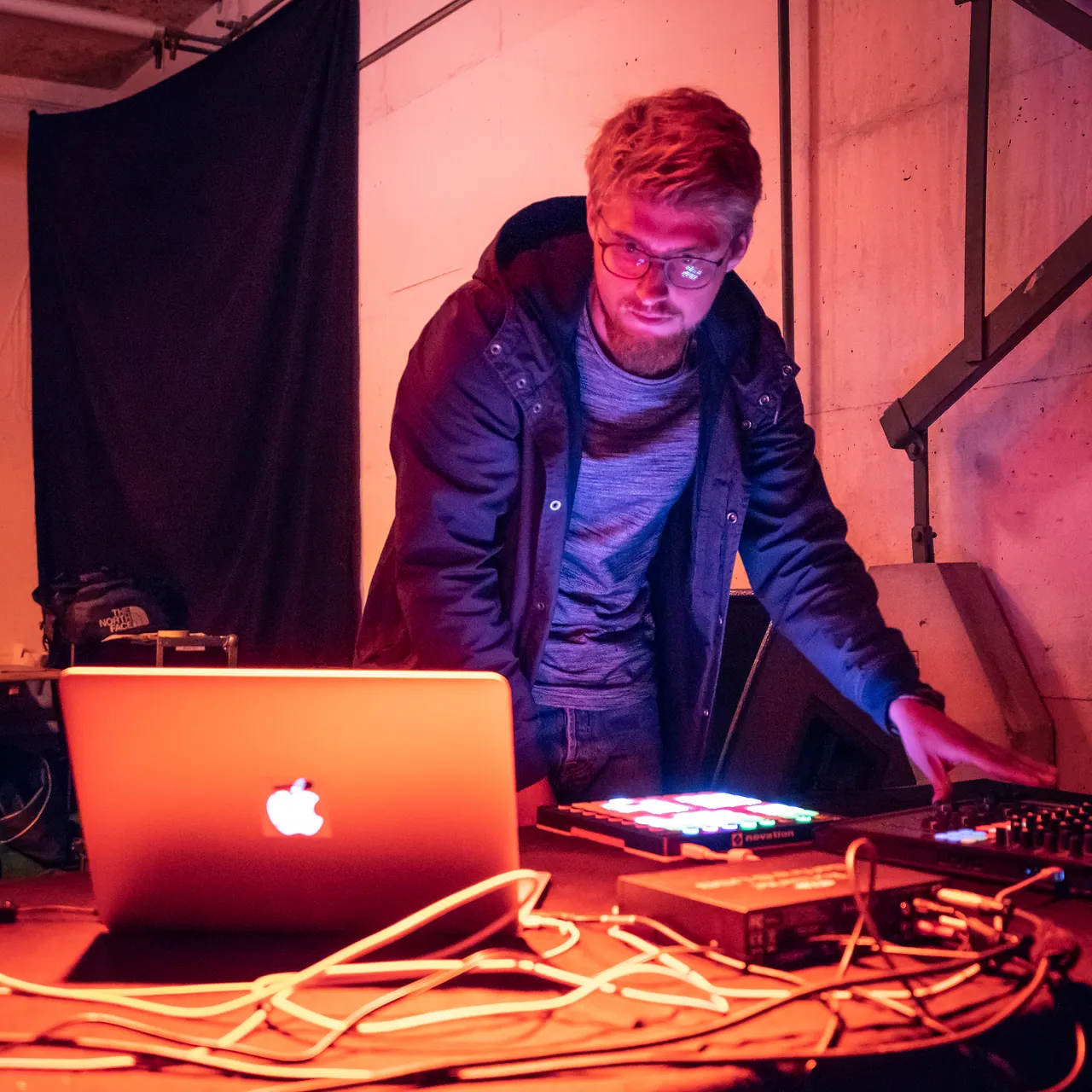 Nikolas Wabe live at Les Digitales Bern 2018, Botanischer Garten Bern – photo 2 of 15