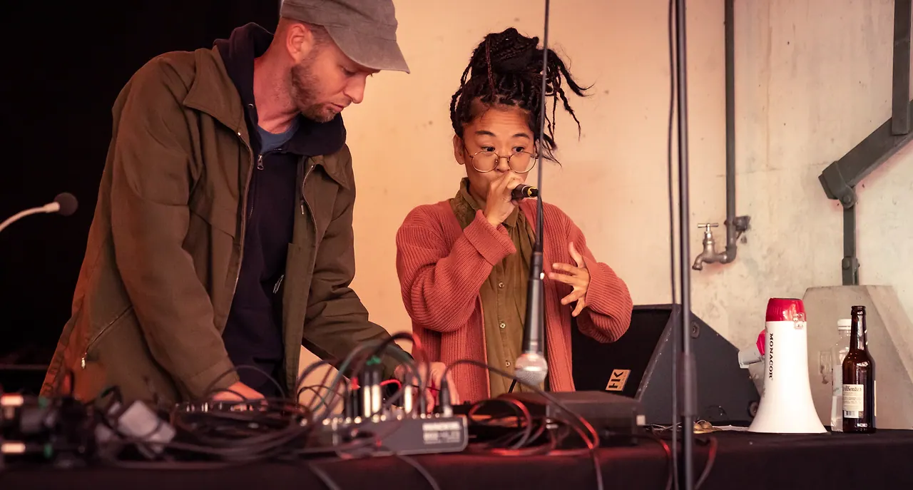 Tim & Puma Mimi live an Les Digitales Bern 2018, Botanischer Garten Bern – Foto 3 von 12