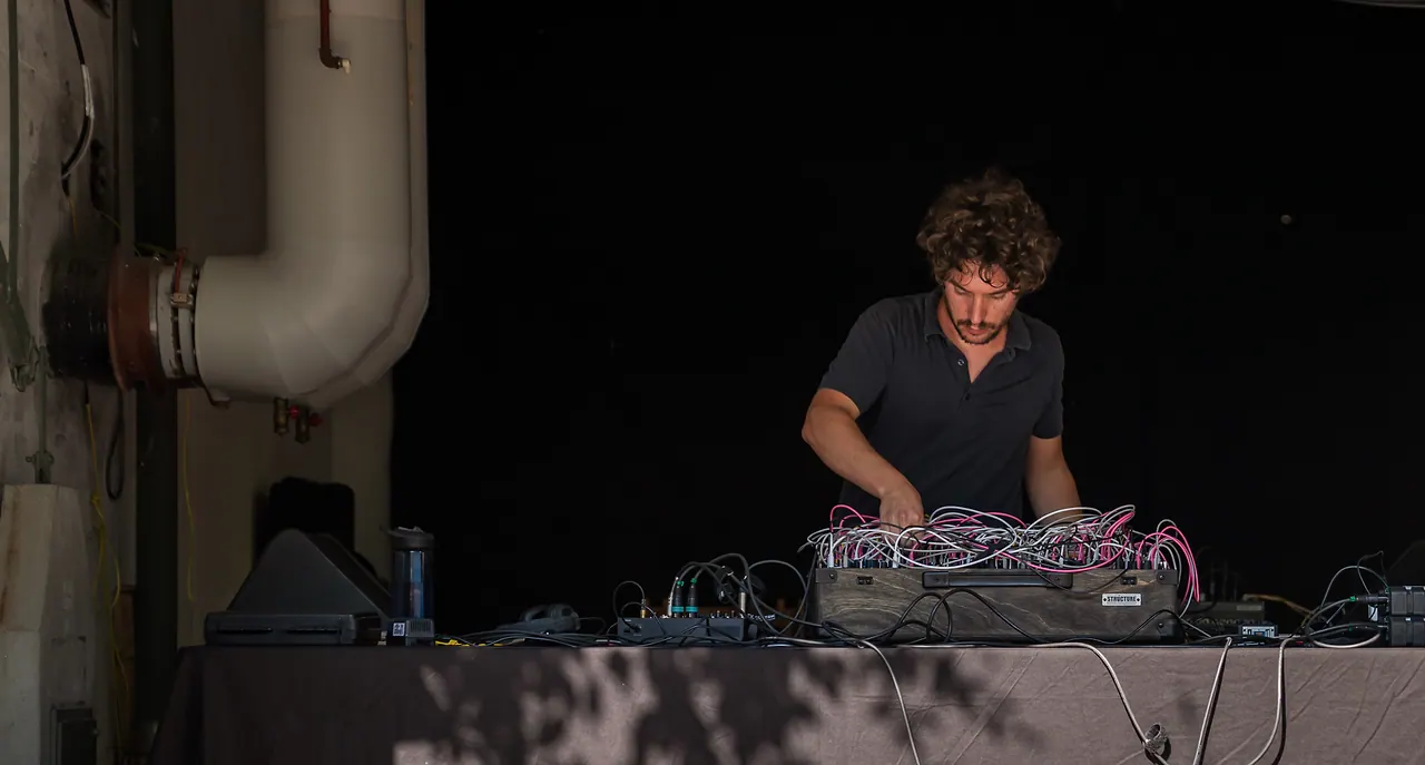 aroom [temp] live an Les Digitales Bern 2019, Botanischer Garten Bern – Foto 12 von 12