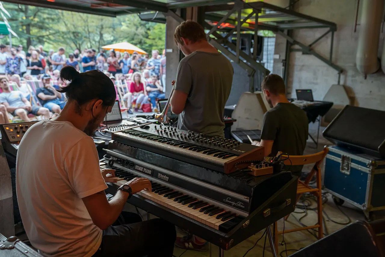 chalkos live an Les Digitales Bern 2019, Botanischer Garten Bern – Foto 5 von 14