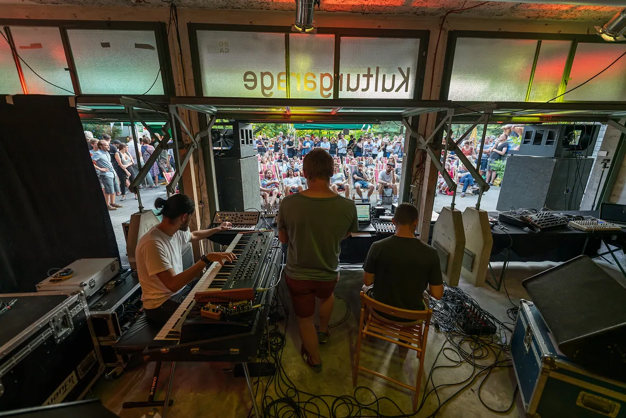 chalkos live an Les Digitales Bern 2019, Botanischer Garten Bern – Foto 7 von 14