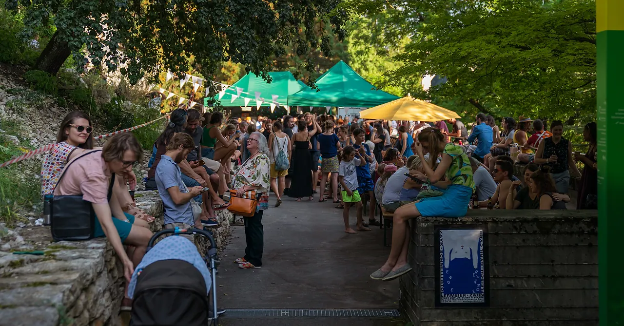 Impressionen von Les Digitales Bern 2019, Botanischer Garten Bern – Foto 8 von 18