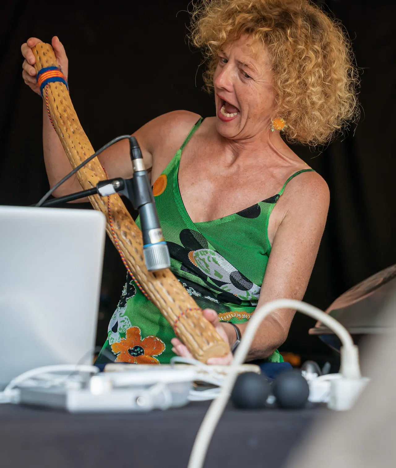 Les Blondes live an Les Digitales Bern 2019, Botanischer Garten Bern – Foto 14 von 16