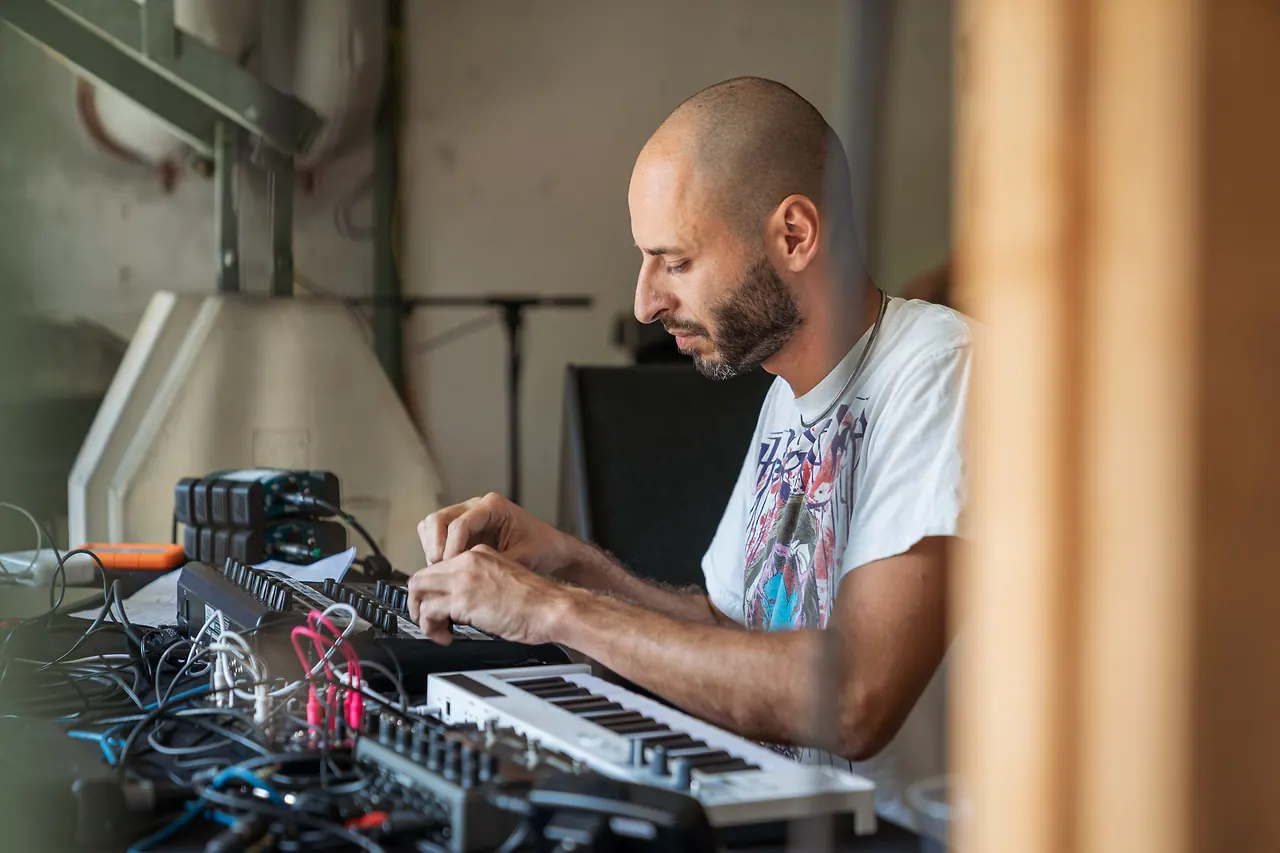 smioa live an Les Digitales Bern 2019, Botanischer Garten Bern – Foto 2 von 15