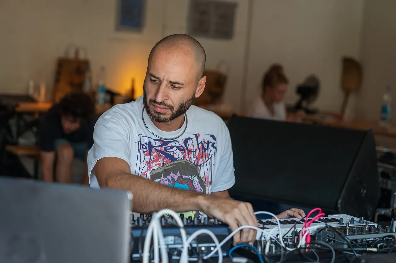smioa live an Les Digitales Bern 2019, Botanischer Garten Bern – Foto 4 von 15