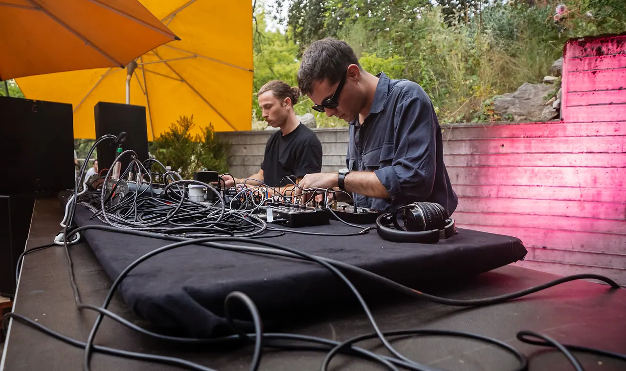 Entelechia live an Les Digitales Bern 2023, Botanischer Garten Bern – Foto 14 von 16