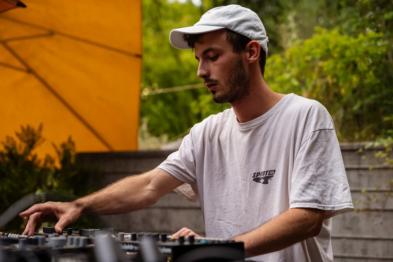 Fels live an Les Digitales Bern 2023, Botanischer Garten Bern – Foto 4 von 19