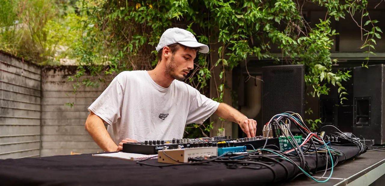 Fels live an Les Digitales Bern 2023, Botanischer Garten Bern – Foto 7 von 19