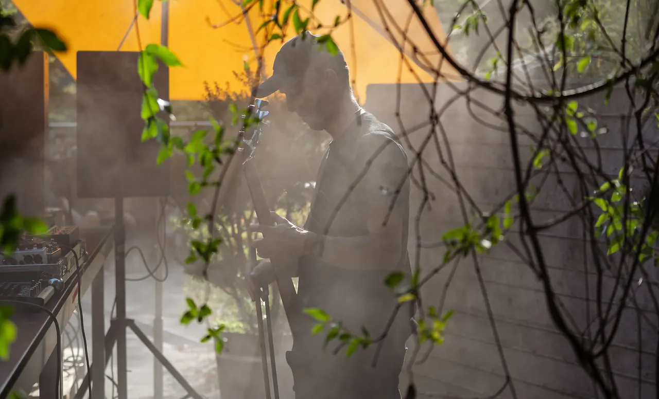 OLO live an Les Digitales Bern 2023, Botanischer Garten Bern – Foto 7 von 17