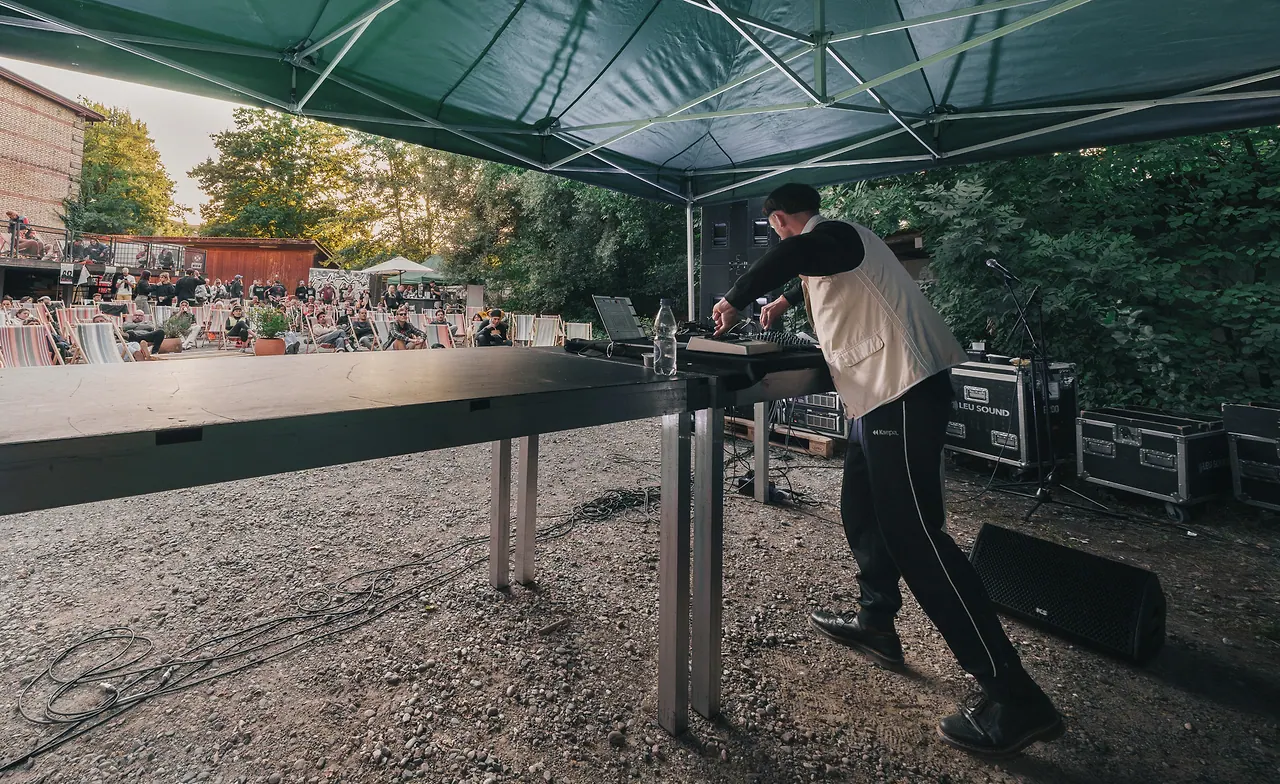 Kasma live an Les Digitales Bern 2025, Dampfzentrale Bern – Foto 19 von 22