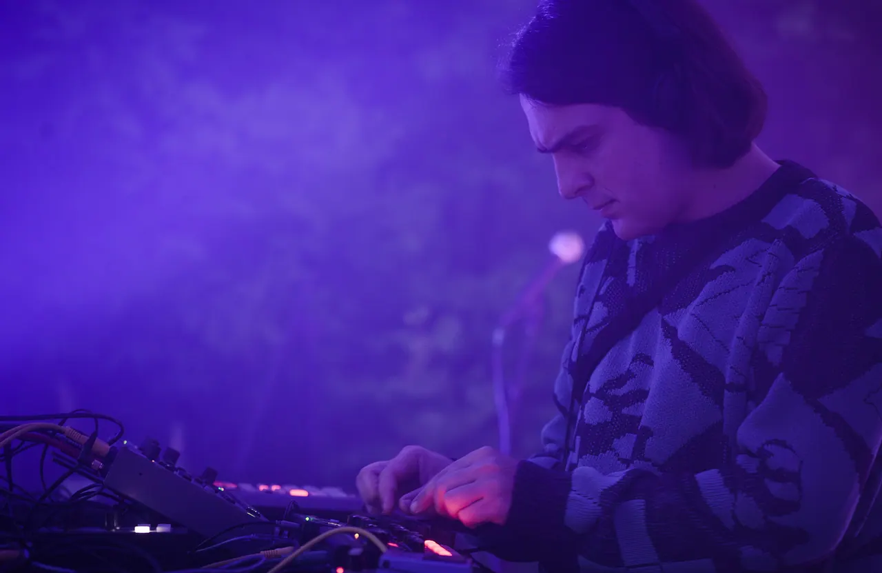 Mark Lando live at Les Digitales Bern 2025, Dampfzentrale Bern – photo 2 of 24