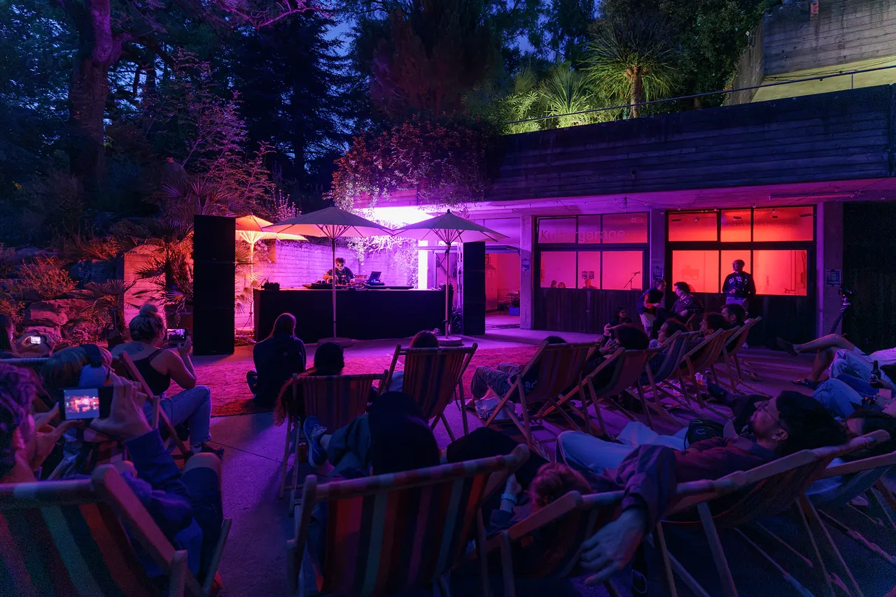 LAFROFEE live an Les Digitales Bern 2026, Botanischer Garten Bern – Foto 2 von 14